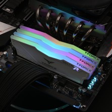Hakay Teamgroup TF4D416G3200HC16CDC01 Takım, Delta Rgb Çift Kanal (Beyaz), Tek Boy