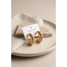 Oghamay 316L Çelik Gold Renk Bombeli Kroasan Model Küpe