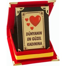 Dünyanın En Güzel Kadınına Plaketi