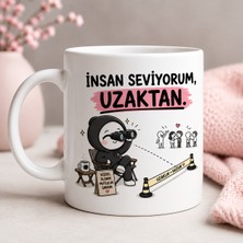 Ajans 313 AJANS313 313 Karakter Serisi Insan Seviyorum Uzaktan Esprili Pembe Detaylı Beyaz Kupa