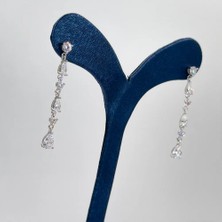 Livora Jewelry 925 Ayar Gümüş Pırlanta Montür Zirkon Taşlı Damla Kadın Küpe
