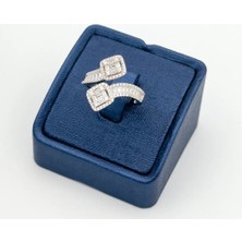 Livora Jewelry 925 Ayar Gümüş Baget Kesim Zirkon Taşlı Çapraz Kadın Yüzük