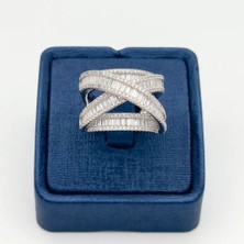Livora Jewelry 925 Ayar Gümüş Pırlanta Montür Baget Kesim Zirkon Taşlı Sarmal Kadın Yüzük