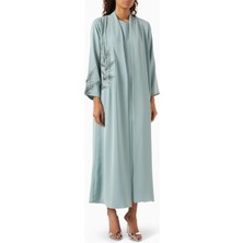 Ruya Studio Şık Taş Işlemeli Abaya Modern Kadınlar Için Konfor ve Zarafeti Bir Arada Sunuyor