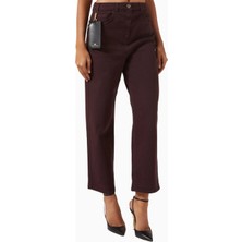 Elisabetta Franchi Mini Çanta Detaylı, Kısa Paça Straight Fit Denim Jean