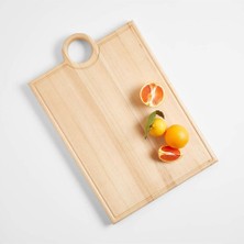 Crate & Barrel Molly Baz'dan Dikdörtgen Ahşap Kesme Tahtası, Geometrik Tasarım ve Fonksiyonellik