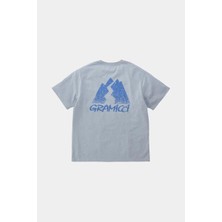 American Rag Cie Organik Pamuktan Üretilen Summit T-Shirt - Konforlu ve Şık Dağ Temasıyla
