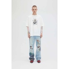 American Rag Cie Domrebel Speak T-Shirt: %100 Pamuk, Kanadalı Üretim, Eğlenceli Tasarım ile Rahat Fit