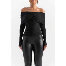 American Rag Cie Keskin Stil: Go Off-Shoulder Ruching Detaylı Üst - Rahat ve Şık Kombinler Için