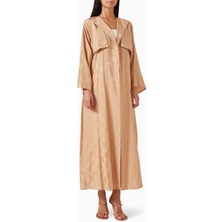 Beige Collection Modern Kesim Desenli Trenç Abiye ile Şıklığınızı Tamamlayın ve Her Ortama Uygun Hale Getirin