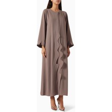 The Cap Project Modern ve Şık Cloud Shadow Abaya ile Zarif Bir Görünüm Elde Edin