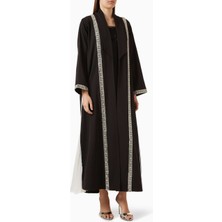 Elna Line Şık ve Rahat Kristal Detaylı Abaya Açık Ön Tasarım ile Modest Stilde Kullanım Fırsatı