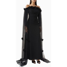 Ac By Aanchal Chanda Siyah Off-Shoulder Cape Detaylı Maxi Kadın Elbise
