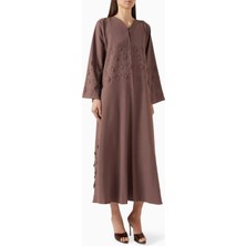Rauaa Official Işlemeli Abaya ile Şıklığı Yakalayın Ince Keten Karışımı ve Modern Tasarım Püf Noktaları