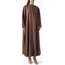 Al Mraikn Şıklığı ve Zarafeti Yansıtan 3 Parça Abaya Seti ile Modest Moda Deneyimi