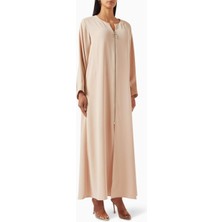 The Cap Project Modern Zip Detaylı Abaya ile Şık ve Geleneksel Elegansı Yakalayın