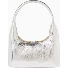Marge Sherwood Mini Hobo Omuz Çantası, Gümüş Renkli Kırışık Deri ile Zarif Günlük Stil