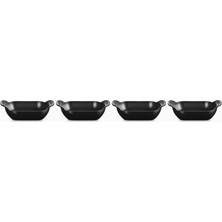 Le Creuset 4’lü Mini Dikdörtgen Döküm Fırın ve Servis Seti 13 cm