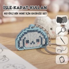 Etamina Mavi Kulaklı Bulut -Cinnamoroll- Kanaviçe Anahtarlık Kiti (İşleme Hobi Seti)