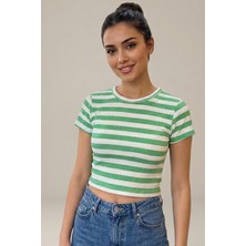 Moda Erva 34 Yeşil Beyaz Çizgili Kısa Kol Crop Tişört