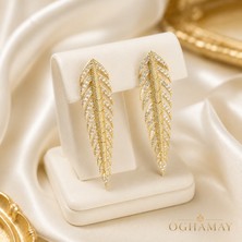 Oghamay Kadın Gold Renk Pirinç Balık Sırtı Model Zirkon Taşlı Sallantılı Küpe