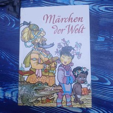 Dünya Peri Masalları Almanca 360 Sayfa Icerisinde Renkli Cizimler Mevcuttur Erik Jalde Märchen Der Welt. Mit 80 Bildern Nach Aquarellen Von Ruth KOSER-MICHAELS.1956. (Sert Kapak)Jelde, Erik