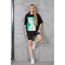 Kadın Silüet Baskılı Bisiklet Yaka Oversize T-Shirt