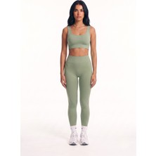 Womenmade Kadın Haki Yeşil Renk Dikişsiz Spor Büstiyer ve Push Up Toparlayıcı Spor Tayt Takımı