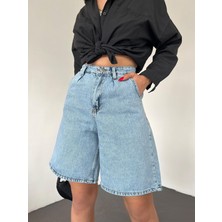 Çift Cepli Bermuda Denim Şort