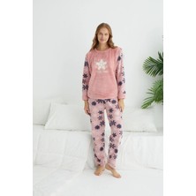 Estiva Kadın Kışlık Kar Desenli Polar Pijama Takımı