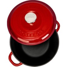 Vera Concept Store Döküm Yuvarlak Tencere Döküm Demir Kapak New Heritage Serisi Çap 26CM. Kırmızı