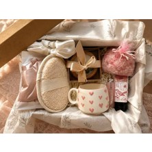 Evrim Akdamar Yeni Anne, Hamile, Lohusa, Baby Shower ve Doğum Hediyesi Bakım Seti