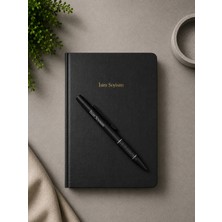 Rüya Kıyısı Kişiye Özel Sert Karton Kapaklı Siyah Defter & Metal Tükenmez Kalem Premium Hediye Seti