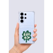 Dolozena Samsung Galaxy S26 Ultra Kartlıklı Lucky Yonca Desenli Kılıf