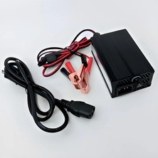 Fapatech Akü Şarj Cihazı Model: FY1205000 İNPUT:100-240VAC 50/60Hz Output: 12V – 5000MA