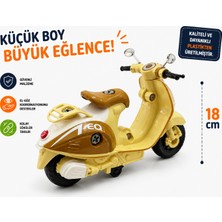 Duman 18 cm Vespa Görünümlü Oyuncak Scooter