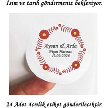 Tasarı Mağazası 24 Adet 4 cm Kişiye Özel Papatyalı Nişan Hatırası Baskılı Mat Etiket Sticker - Nikan Kına Söz Etiketi