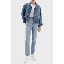 Calvin Klein Kadın / Kız  Calvin Klein Eu New Mom Jean Blue Raın Kadın Mavi Jean Pantolon