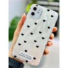 Iphone 11 ile Uyumlu Shine Kalp Tasarımlı Renk Geçişli Parlak Silikon Korumalı Kılıf