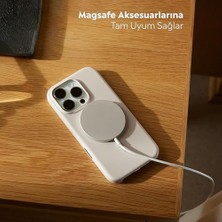 iPhone Kablosuz Şarj Ile Uyumlu Sert Mika Çizilmeye Dayanıklı Koruyucu Kılıf Ince Form Mikrofiber Kaplama (Çöl, iPhone 16 Pro)