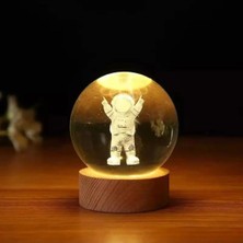 Empressco Dekoratif Astronot Tasarımlı Ahşap Altlıklı Işıklı Cam Küre Cam:6cm Ahşap:2cm