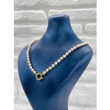 Livora Jewelry 925 Ayar Gümüş Inci Taşlı Dorika Beyaz Tasarımlı Gemici Kilitli Kadın Kolye