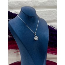 Livora Jewelry 925 Ayar Gümüş Mistik Topaz Taşlı Kuğu Zarif Kadın Kolye