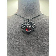 AG23 Tasarım Örümcek Desenli Koyu Kırmızı Taşlı Gotik Gothic Kolye