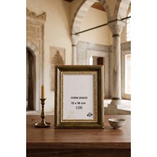Asya Çerçeve Hürrem Sultan Serisi 13 x 18 Işlemeli Eskitme Fotoğraf Çerçevesi Camlı Dekoratif Duvar & Masa Tipi Plastik Çerçeve