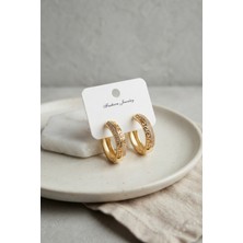Sepetini Doldur Gold Renk Zirkon Taşlı ve Geometrik Motifli Pirinç Halka Kadın Küpe