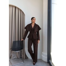 Esra Helvacı Pelerinli Ceket Pantolon Takım