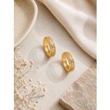 Serelya Gold Renk Zirkon Taşlı ve Geometrik Motifli Pirinç Halka Kadın Küpe