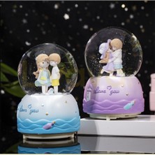 Keyfim Shop Eyfel Temalı Kız Işıklı Müzikli Orta Boy Kar Küresi