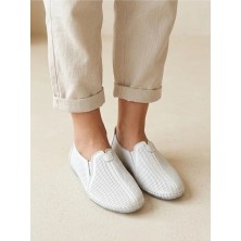 BEREN Hakiki Deri Kadın Babet Ortopedik Taban Lazer Delikli Slip-On Comfort Ayakkabı